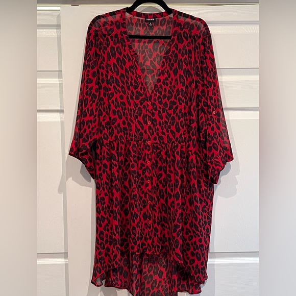 TORRID Red Leopard Print Chiffon Tunic - Picture 1 of 2